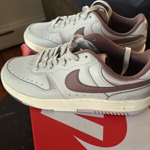 Nike gamma force women's shoes light bone-platinum white NEW IN BOX ❤️ SIZE 8